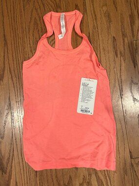 NWT LULULEMON Swiftly Tech Racerback Tank Top 2.0 Neon Coral Size 4
